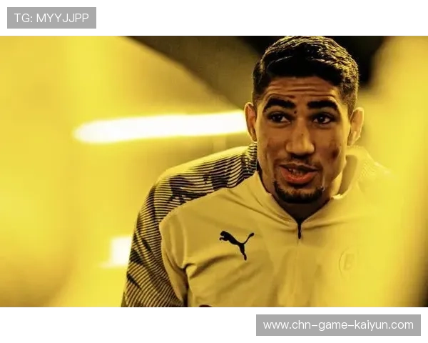 巴黎右侧不断发难,哈基米的突然前插极具穿透力 巴黎右侧不断发难,哈基米的突然前插极具穿透力